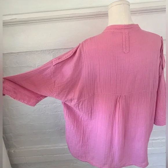Acacia Swimwear Van Shirt in Sweet Pea Pink Gauze Organic Cotton Button Down - Picture 10 of 12